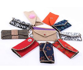 Vogue Crafts & Designs Pvt. Ltd. manufactures and exports fashion accessories bags at wholesale prices