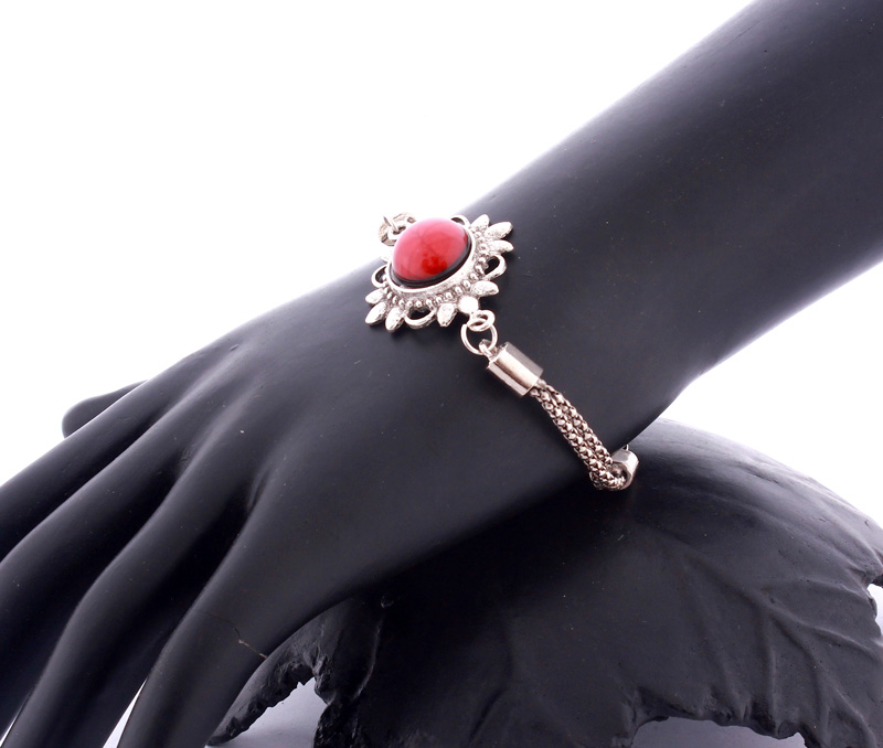 Vogue Crafts & Designs Pvt. Ltd. manufactures Vibrant Red Stone Bracelet at wholesale price.
