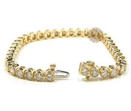 Round Diamond and Gold Bracelet