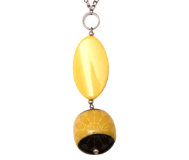Vogue Crafts and Designs Pvt. Ltd. manufactures Yellow Horn Bead Pendant at wholesale price.