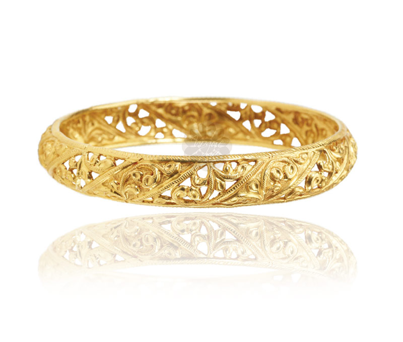 Vogue Crafts & Designs Pvt. Ltd. manufactures Auspicious Color Golden Bangle at wholesale price.