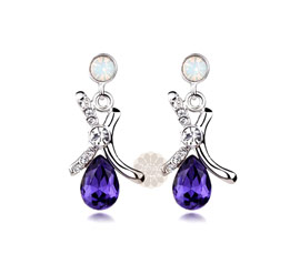 Vogue Crafts and Designs Pvt. Ltd. manufactures Be Silver Modish Earrings at wholesale price.
