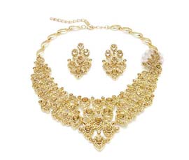 Vogue Crafts and Designs Pvt. Ltd. manufactures Popular Traditional Necklace at wholesale price.