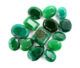 Vogue Crafts and Designs Pvt. Ltd. manufactures Green emerald at wholesale price.