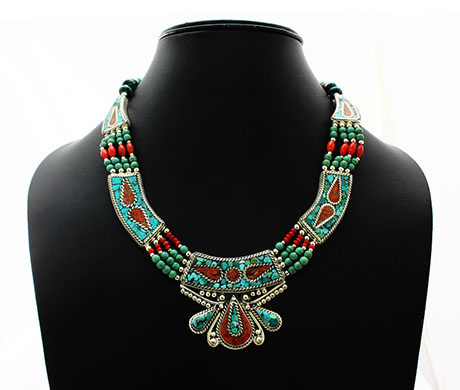 Vogue Crafts & Designs Pvt. Ltd. manufactures Coral Drop Necklace at wholesale price.