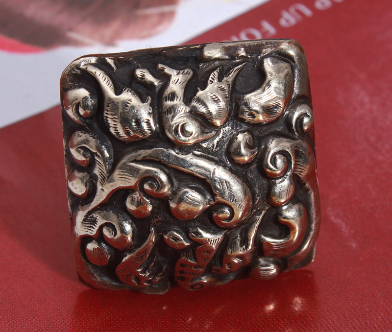 Vogue Crafts & Designs Pvt. Ltd. manufactures Carved Silver Ring at wholesale price.