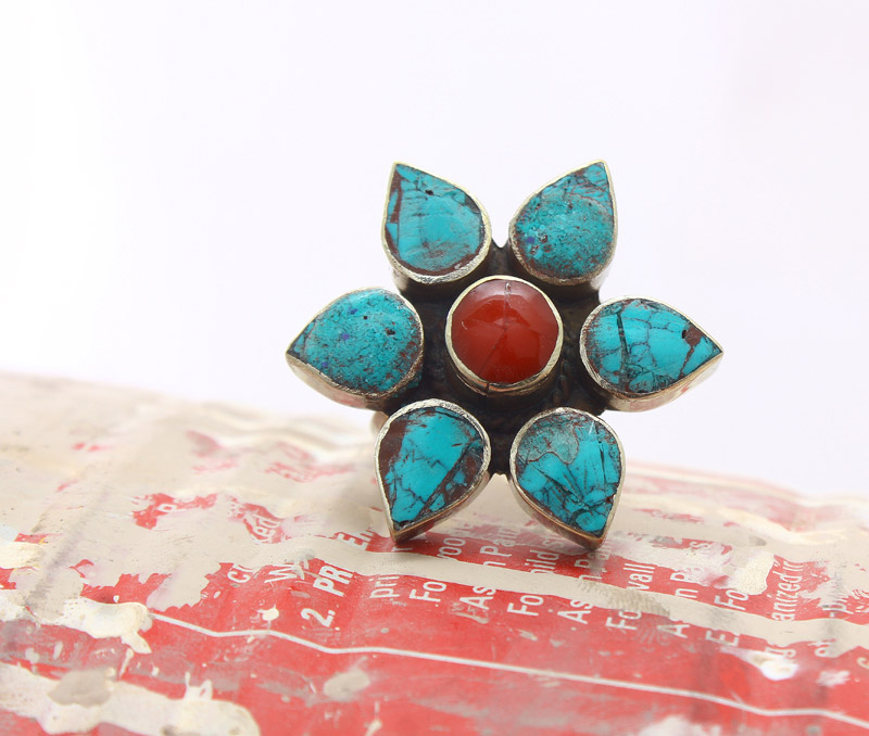Vogue Crafts & Designs Pvt. Ltd. manufactures Stoned Flower Ring at wholesale price.