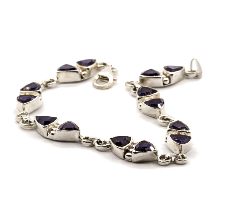 Vogue Crafts & Designs Pvt. Ltd. manufactures Triangular Stone Silver Bracelet at wholesale price.