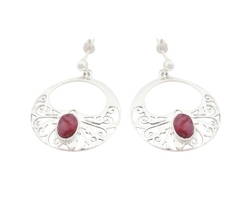 Vogue Crafts & Designs Pvt. Ltd. manufactures Maroon Stone Silver Earrings at wholesale price.
