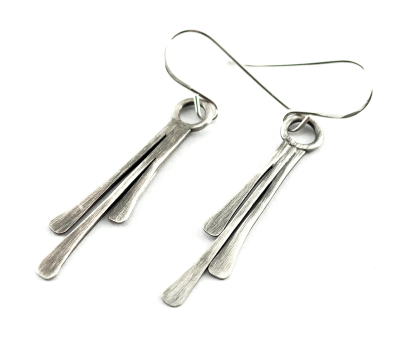Vogue Crafts & Designs Pvt. Ltd. manufactures Long Silver Earrings at wholesale price.