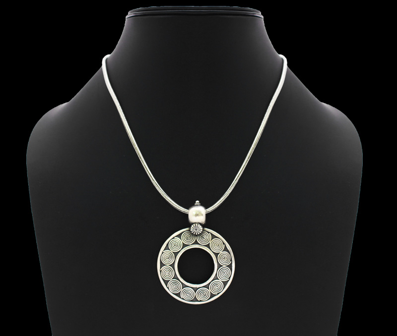 Vogue Crafts & Designs Pvt. Ltd. manufactures Spiral Circle Silver Pendant at wholesale price.