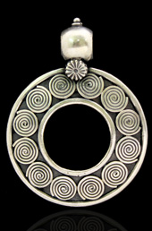 Vogue Crafts and Designs Pvt. Ltd. manufactures Spiral Circle Silver Pendant at wholesale price.