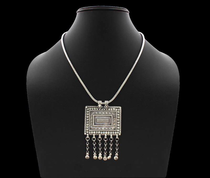 Vogue Crafts & Designs Pvt. Ltd. manufactures Traditional Silver Pendant at wholesale price.