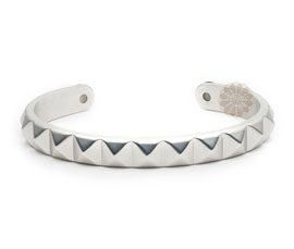 Vogue Crafts and Designs Pvt. Ltd. manufactures Vintage Sterling Silver Cuff at wholesale price.