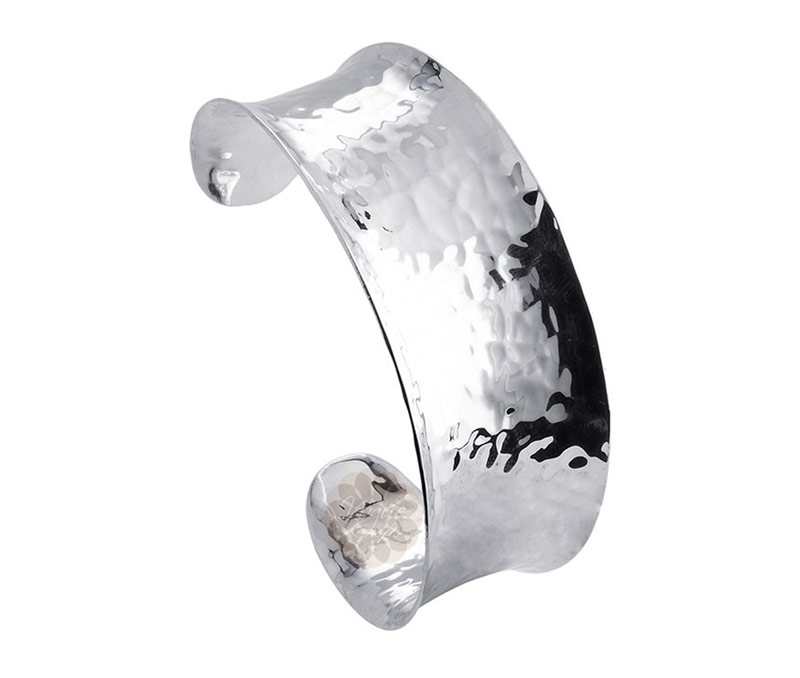 Vogue Crafts & Designs Pvt. Ltd. manufactures Hammered Sterling Silver Cuff at wholesale price.