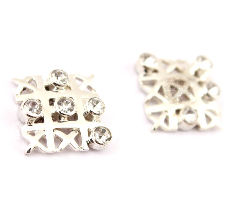Vogue Crafts & Designs Pvt. Ltd. manufactures Cross Zero Game Silver Earrings at wholesale price.