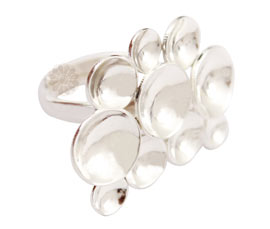 Vogue Crafts and Designs Pvt. Ltd. manufactures Silver Concave Disc Ring at wholesale price.