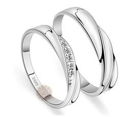 Vogue Crafts and Designs Pvt. Ltd. manufactures Twisted Silver Ring Set at wholesale price.